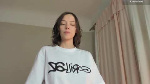  cassandra  online show from December 2024 09:50:01 PM