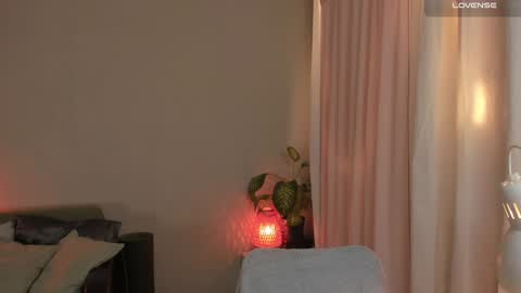  cassandra  online show from December 2024 11:46:02 PM