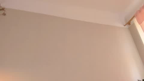  cassandra  online show from September 2025 01:12:02 PM