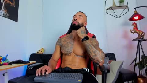 Matheo Brown online show from February 2025 07:05:02 PM