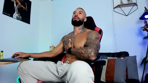 Matheo Brown online show from March 2025 07:59:02 PM