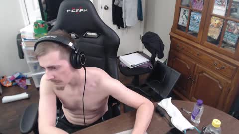 Snapshot of casuallycorrupt chatting on October 2025 11:00:02 AM casuallycorrupt online show from October 2025 11:00:02 AM