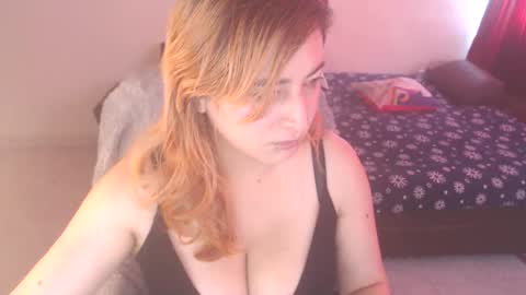 Snapshot of cat_naughty chatting on June 2026 06:02:01 PM cat naughty online show from June 2026 06:02:01 PM