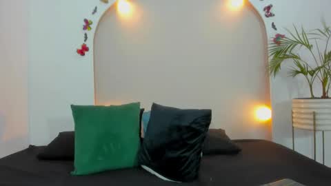 cata_gil1 online show from November 2025 06:18:02 PM