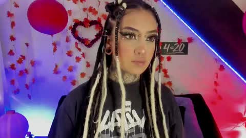 Snapshot of cata_greenn chatting on February 2025 09:00:01 PM Cata green model independient online show from February 2025 09:00:01 PM