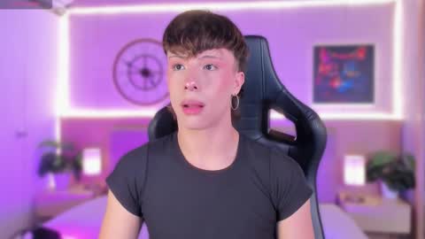 cata_johnss online show from October 2025 01:01:02 PM