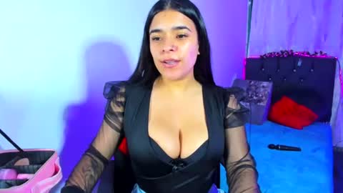 Snapshot of cata_lina_132 chatting on July 2026 01:41:02 AM catalina online show from July 2026 01:41:02 AM