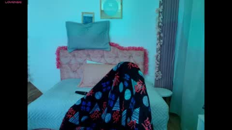 Snapshot of cata_saeeenz0 chatting on April 2026 05:05:02 AM cata_saeeenz0 online show from April 2026 05:05:02 AM