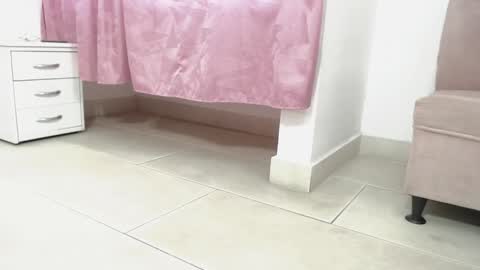 Snapshot of catalaia_stomm chatting on January 2025 12:35:01 PM catalaia_stomm online show from January 2025 12:35:01 PM