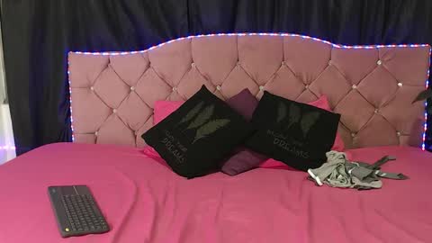 Cata Prins  online show from January 2026 11:56:01 AM