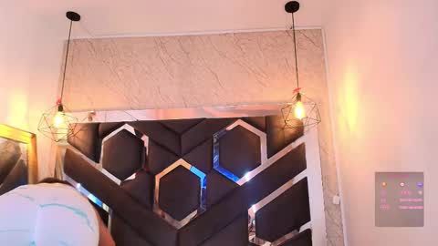 Snapshot of cataleya_sambrano chatting on November 2025 10:59:01 AM Cataleya online show from November 2025 10:59:01 AM