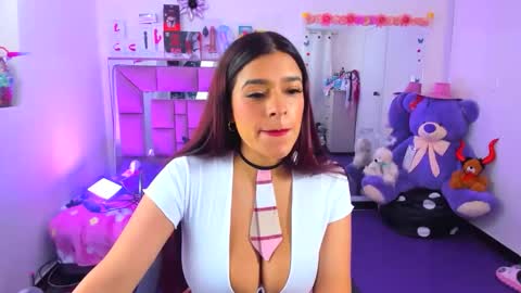 Snapshot of cataleyahot_132 chatting on April 2026 02:00:01 AM cataleya online show from April 2026 02:00:01 AM