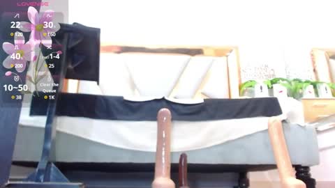 Snapshot of catalillina_love1 chatting on December 2024 04:15:01 PM Cata online show from December 2024 04:15:01 PM