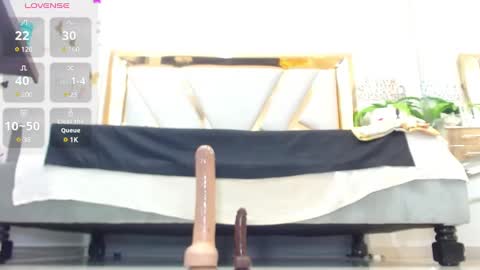 Snapshot of catalillina_love1 chatting on February 2025 11:51:01 AM Cata online show from February 2025 11:51:01 AM