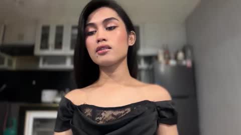 catalina2605 online show from November 2025 03:33:02 PM