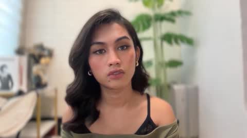 catalina2605 online show from November 2025 04:01:02 AM