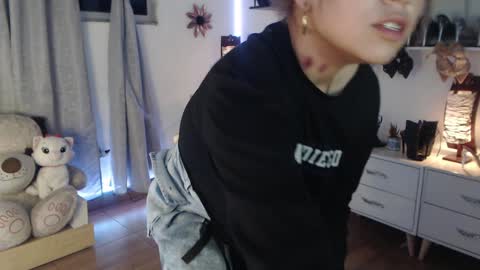 Snapshot of catalina_bruce2 chatting on January 2025 10:29:02 AM Catalina bruce2 online show from January 2025 10:29:02 AM