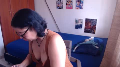 catalinaa_lovee online show from September 2025 05:23:01 PM