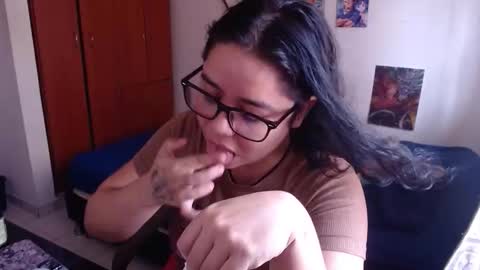 catalinaa_lovee online show from September 2025 06:44:02 PM