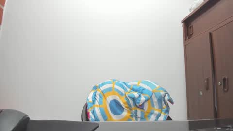 Snapshot of catalinacoxx chatting on October 2025 04:16:01 PM catalina online show from October 2025 04:16:01 PM