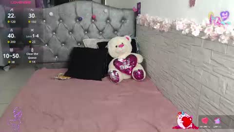 Snapshot of catalinahenao chatting on July 2026 08:21:01 AM cata online show from July 2026 08:21:01 AM