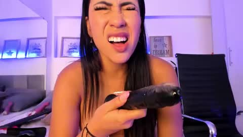 Catalina online show from February 2025 08:31:02 PM