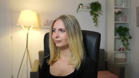 catecrago  online show from October 2025 01:30:02 PM