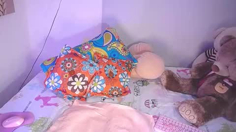 Snapshot of cathaleyasex chatting on October 2025 12:11:02 AM CathaleyaSex online show from October 2025 12:11:02 AM