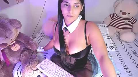 Snapshot of cathaleyasex chatting on October 2025 10:44:02 PM CathaleyaSex online show from October 2025 10:44:02 PM