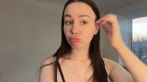 Snapshot of catharinelaumea chatting on March 2026 03:45:01 PM Lolly online show from March 2026 03:45:01 PM