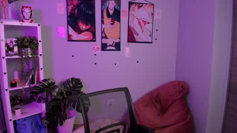 Snapshot of catherine_wine chatting on March 2026 06:24:01 PM Catherine online show from March 2026 06:24:01 PM