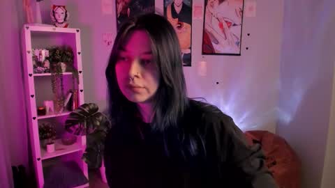 Snapshot of catherine_wine chatting on March 2026 05:40:01 PM Catherine online show from March 2026 05:40:01 PM