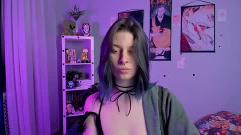 Snapshot of catherine_wine chatting on April 2026 08:31:01 PM Catherine online show from April 2026 08:31:01 PM