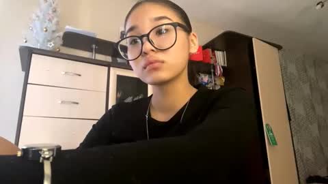 Snapshot of catherinepirs chatting on March 2026 11:25:02 AM catherinepirs online show from March 2026 11:25:02 AM