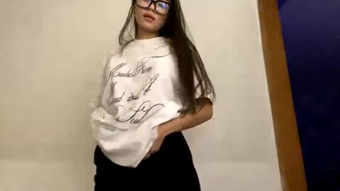catherinepirs online show from May 2026 06:37:02 PM