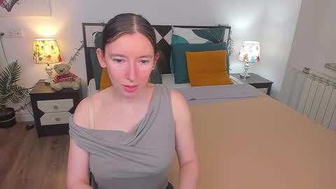 Catrin online show from February 2025 05:47:02 AM