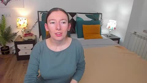 Catrin online show from February 2025 06:51:01 AM