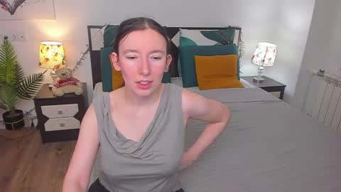 Catrin online show from March 2025 05:42:02 AM