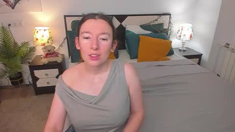 Catrin online show from October 2025 03:29:02 AM