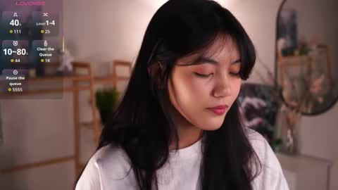 Snapshot of catheryneells chatting on October 2025 05:23:02 PM Lee online show from October 2025 05:23:02 PM