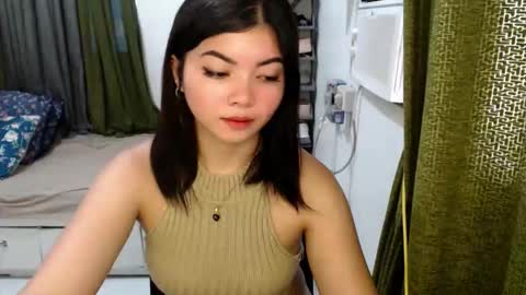 Snapshot of cathy_lyn chatting on June 2026 12:49:01 AM cathy_lyn online show from June 2026 12:49:01 AM