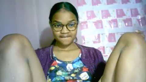 Snapshot of cathyxlisa chatting on September 2025 07:10:01 AM CathyXLisa online show from September 2025 07:10:01 AM