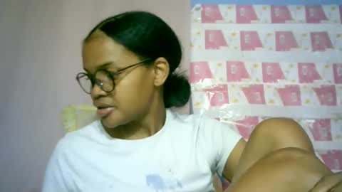 Snapshot of cathyxlisa chatting on October 2025 08:38:01 AM CathyXLisa online show from October 2025 08:38:01 AM