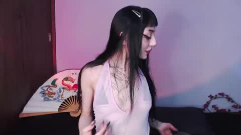 Cati help me reach my goal of 100 thumbs up again 3 online show from January 2025 09:04:02 AM