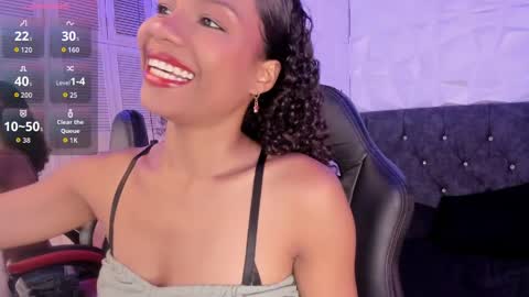 Catiusca online show from June 2026 05:17:01 PM