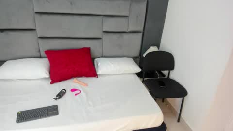 Snapshot of catleyasmith chatting on December 2025 12:09:01 PM Catleya online show from December 2025 12:09:01 PM