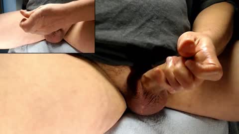 Snapshot of catlover03 chatting on January 2025 04:05:01 PM Mike online show from January 2025 04:05:01 PM