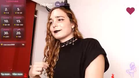 Catalina Restrepo online show from November 2025 01:18:02 AM