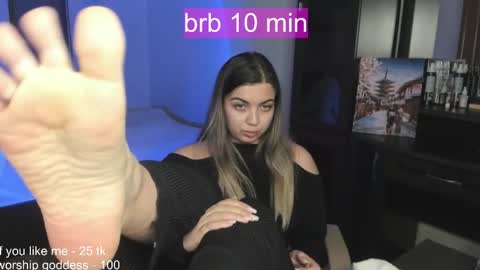 Snapshot of catrinaeuphorina chatting on December 2024 09:30:01 PM Catrina or just Cat online show from December 2024 09:30:01 PM