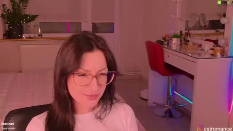 Katerina online show from April 2026 07:18:01 PM